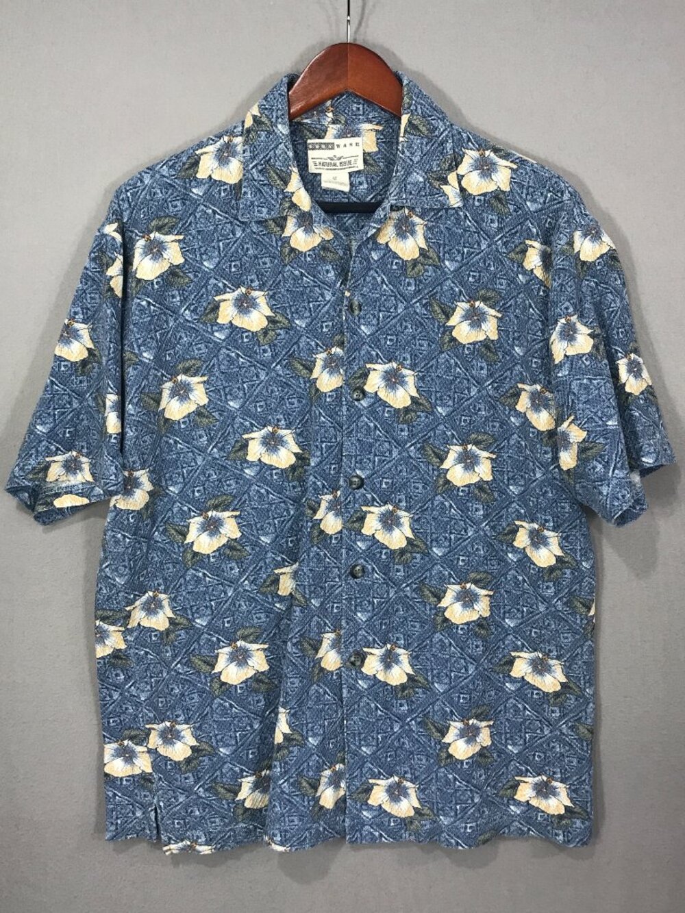 Natural Issue Worn Wash Shirt Men's Medium Blue Floral Hawaiian Button Down SS